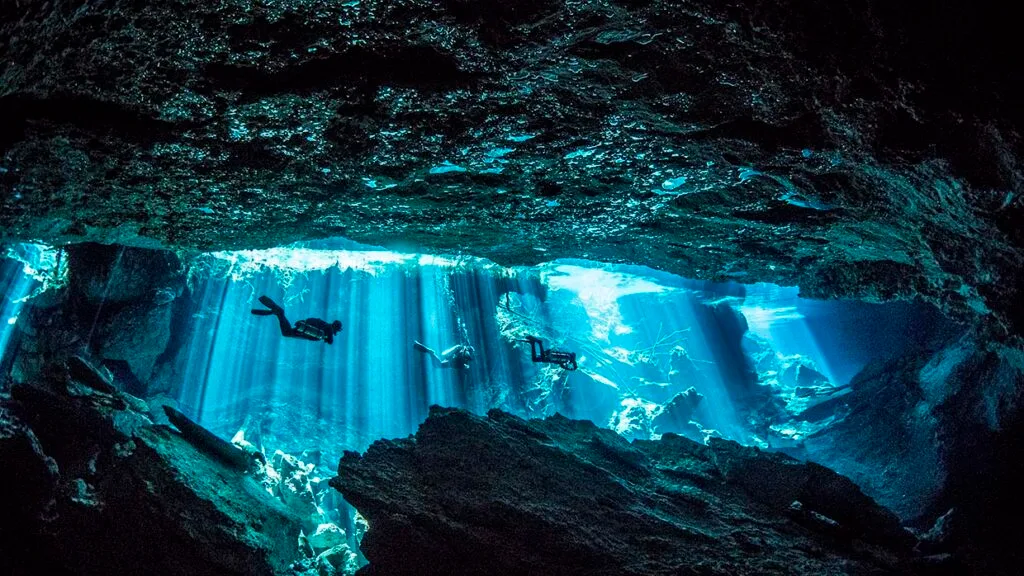 Cenote Chac Mool