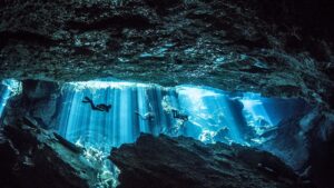 Cenote Chac Mool