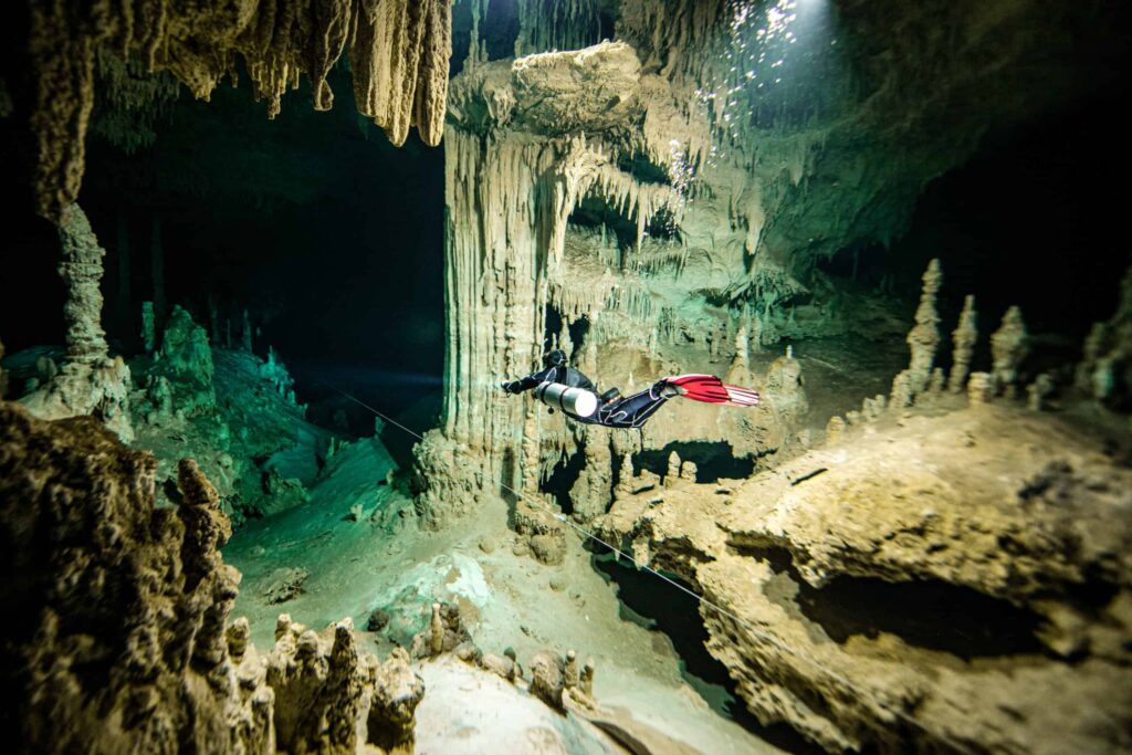 Cavern-Diver