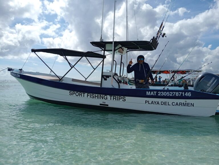 Fräulein - Xico Dive Center boat in Playa del Carmen