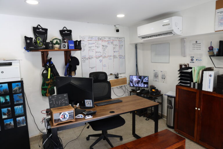 Office & Refreshments at Xico Dive Center in Playa del Carmen