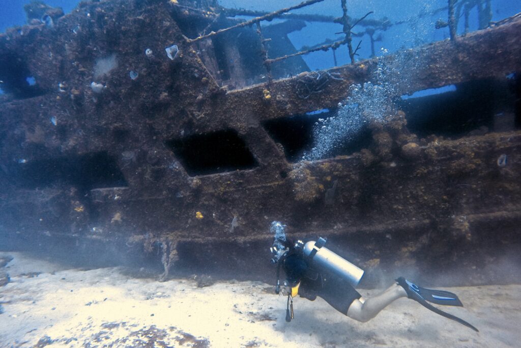 Wreck Diving Playa del Carmen